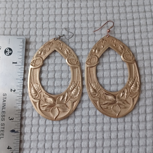 Real Copper Earrings / Gold Tone Flower design hand made - Picture 6 of 9